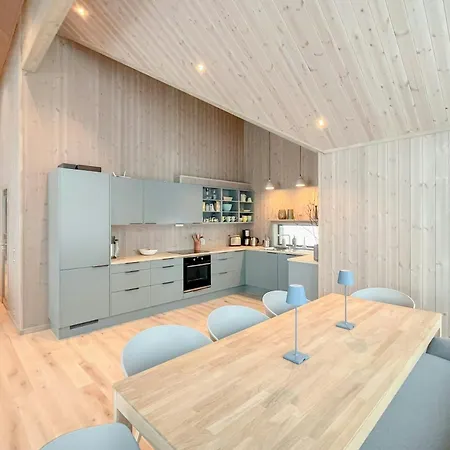Modern With Stunning Views In Feriehus *